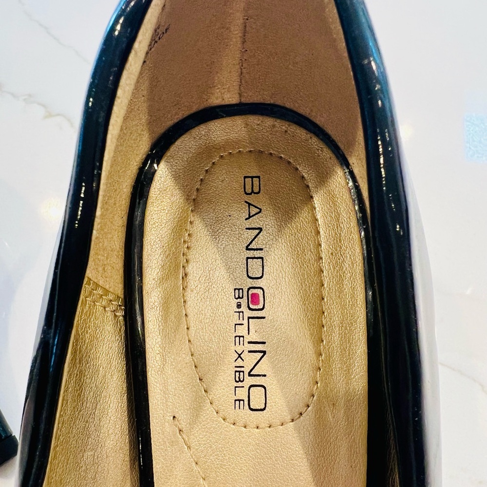 Bandolino Black Patent Peep Toe Heels - Picture 5 of 7